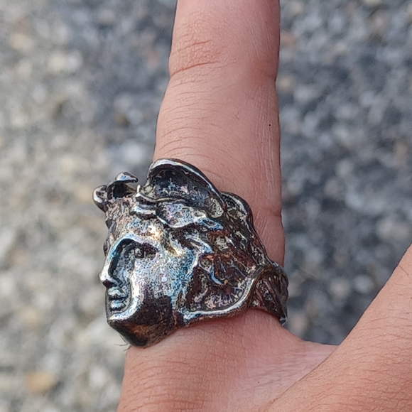 RARE DETAILED VINTAGE ART NOUVEAU HUGE STERLING CLASSICAL HEAD RING - Picture 3 of 8